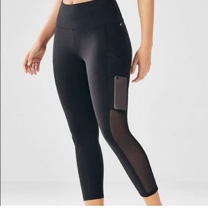 Mila Capri Fabletics | size s